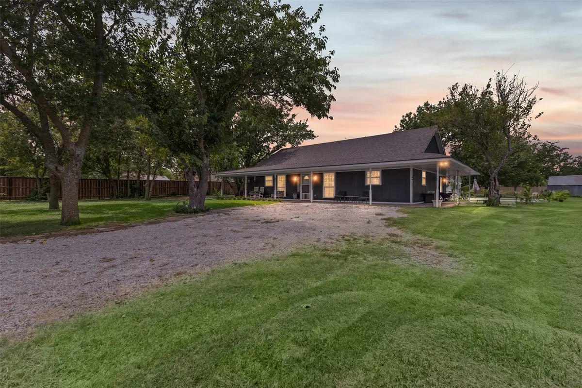 10717 County Road 507, Venus, TX 76084 - #1
