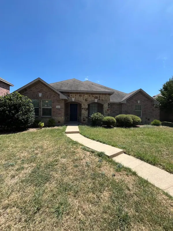 2210 Marvin Drive, Lancaster, TX 75134