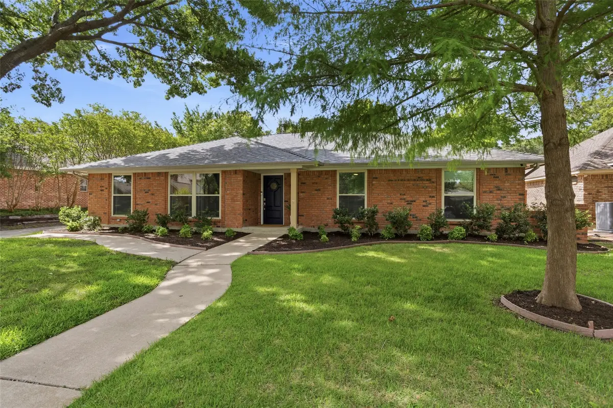 6409 Country Day Trail, Benbrook, TX 76132 - #1