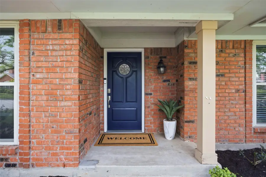 6409 Country Day Trail, Benbrook, TX 76132 - #2