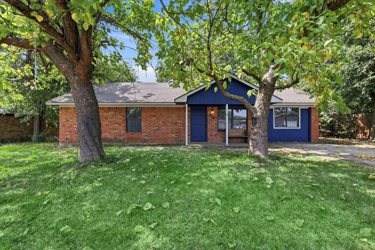 204 Jackilu Street, Sanger, TX 76266 - #1