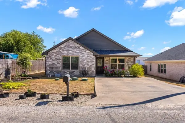 2605 Dove Trail, Granbury, TX 76048
