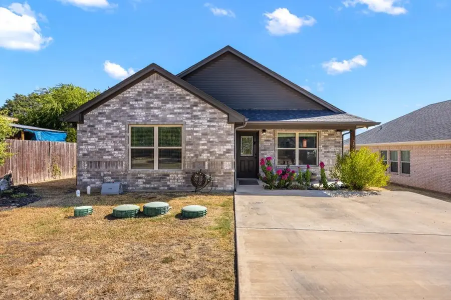 2605 Dove Trail, Granbury, TX 76048 - #2