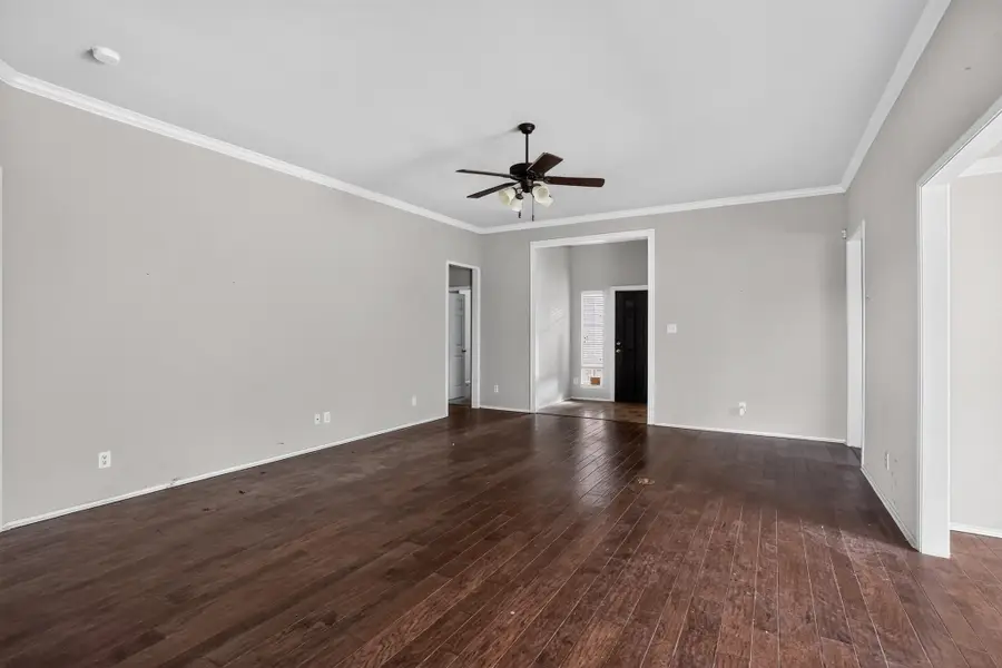 900 Mistflower Avenue, Burleson, TX 76028 - #3