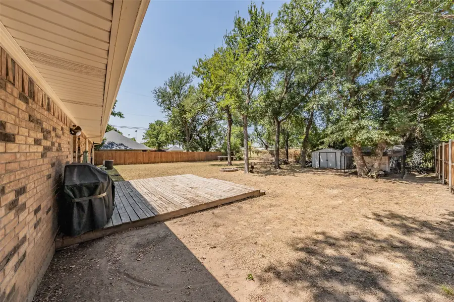 909 Shady Oaks, Bridgeport, TX 76426 - #3