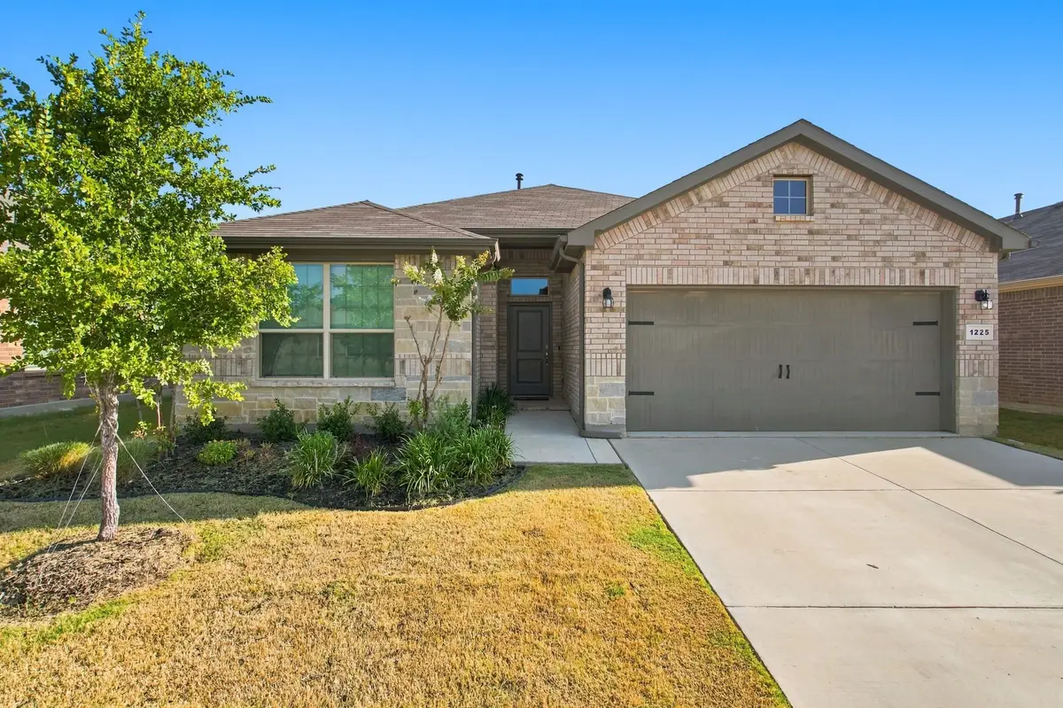 1225 Lisburn Drive, Justin Roanoke, TX 76247 - #1