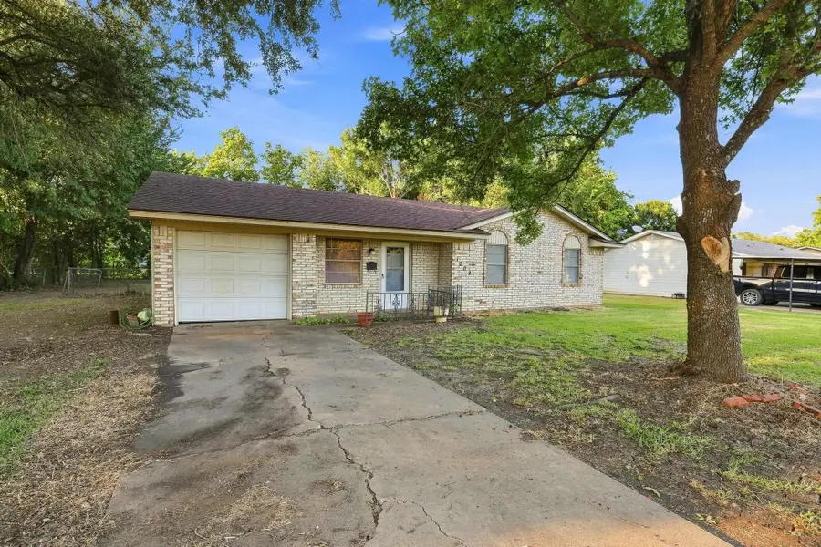 1008 Yeager Street, Honey Grove, TX 75446 - #2