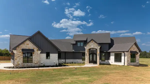 15703 County Road 436, Lindale, TX 75771