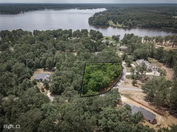 140 Oak Leaf Trail, Benton, LA 71006