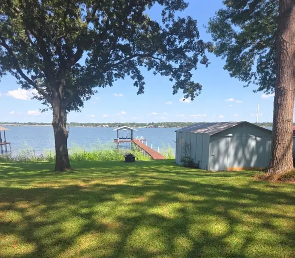 1072 Welch Lane, Gun Barrel City, TX 75156