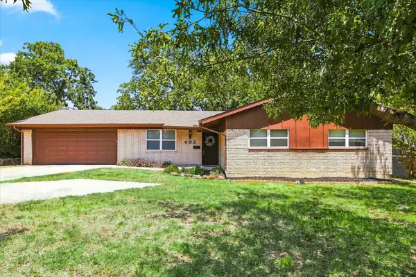 403 E Huitt Lane, Euless, TX 76040