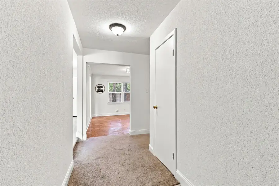 403 E Huitt Lane, Euless, TX 76040 - #3