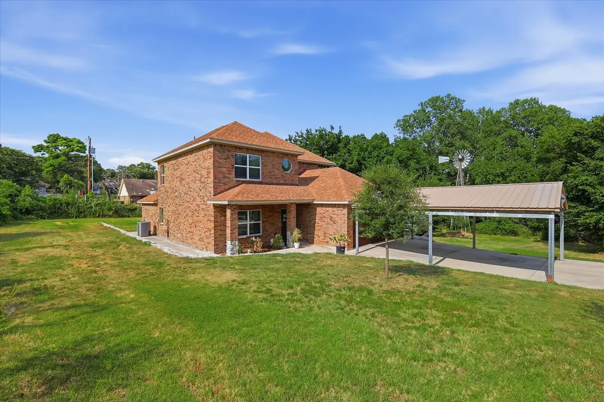 7200 Courtney Drive, Azle, TX 76020 - #1