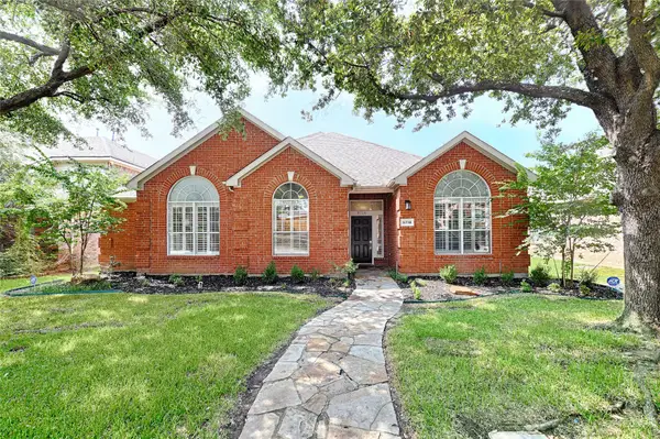 9718 Wolf Creek Drive, Irving, TX 75063