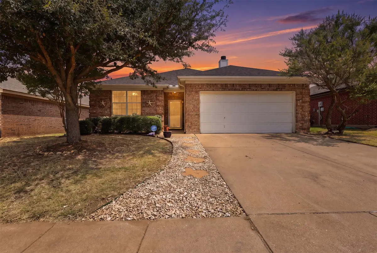 213 Sardius Boulevard, Granbury, TX 76049 - #1