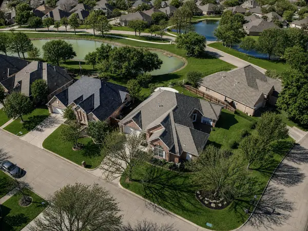 319 Lakewood Drive, Trophy Club, TX 76262
