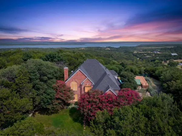 616 Redbud Court, Cedar Hill, TX 75104