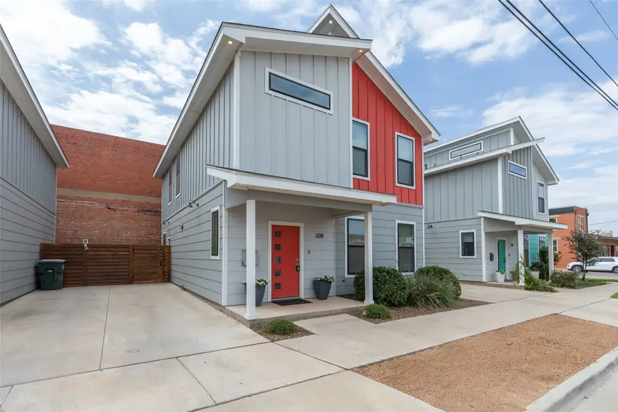 208 Pecan Street, Abilene, TX 79602 - #2