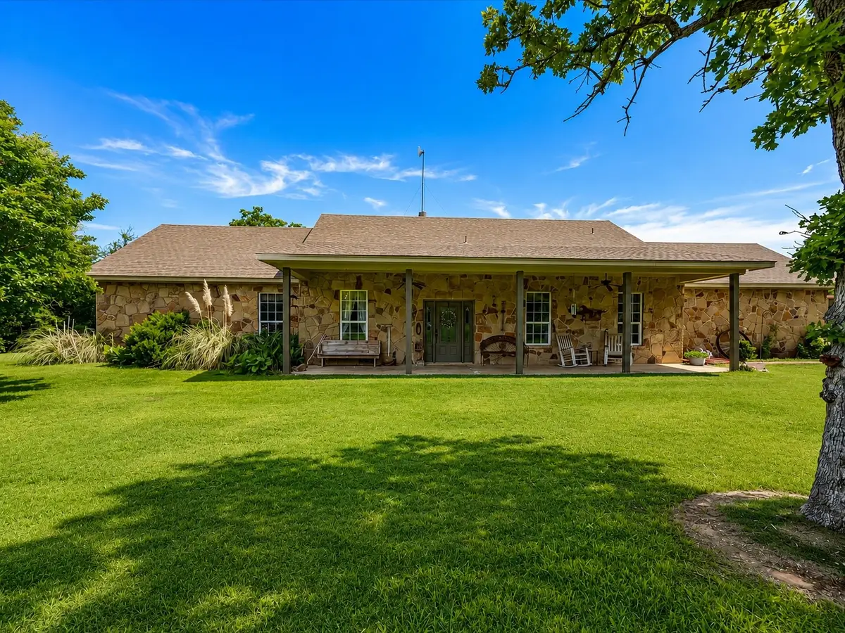 426 County Road 3435, Paradise, TX 76073 - #1