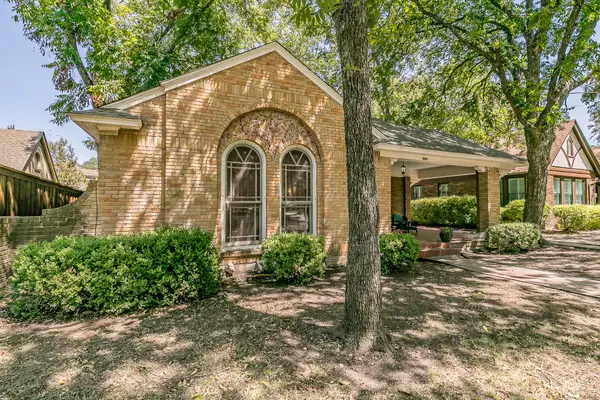 2209 Warner Road, Fort Worth, TX 76110