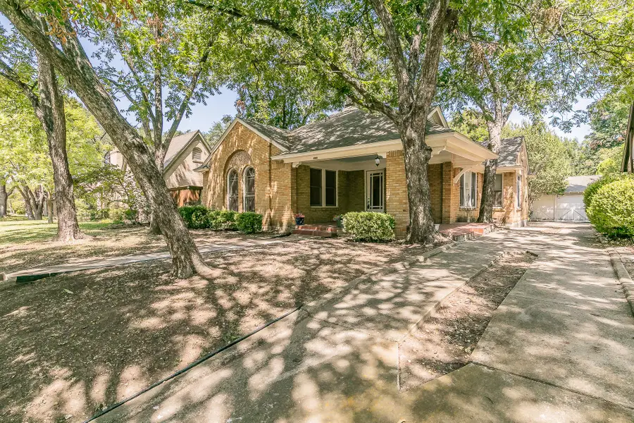2209 Warner Road, Fort Worth, TX 76110 - #3
