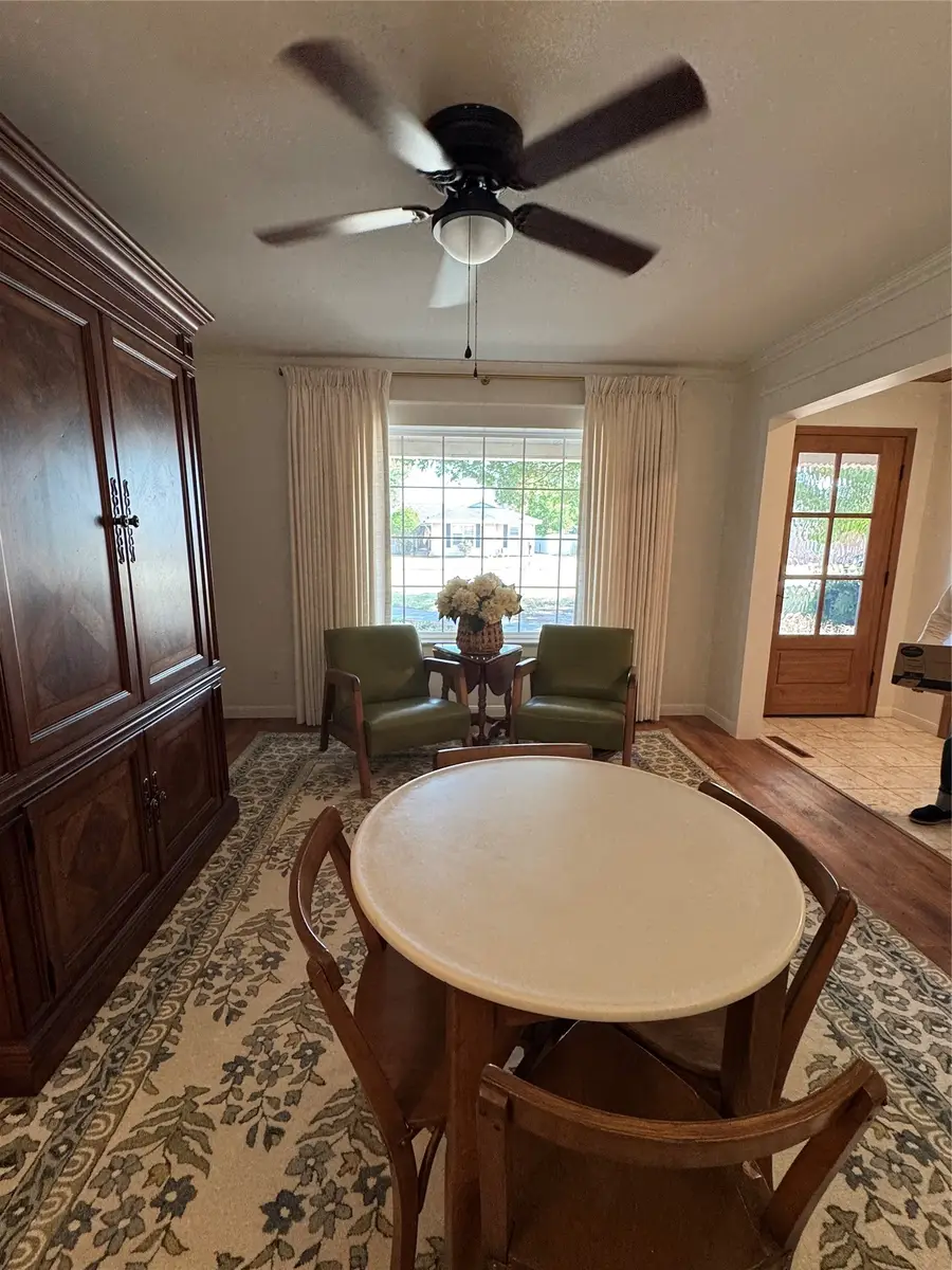 605 W 9th Street, Quanah, TX 79252 - #3