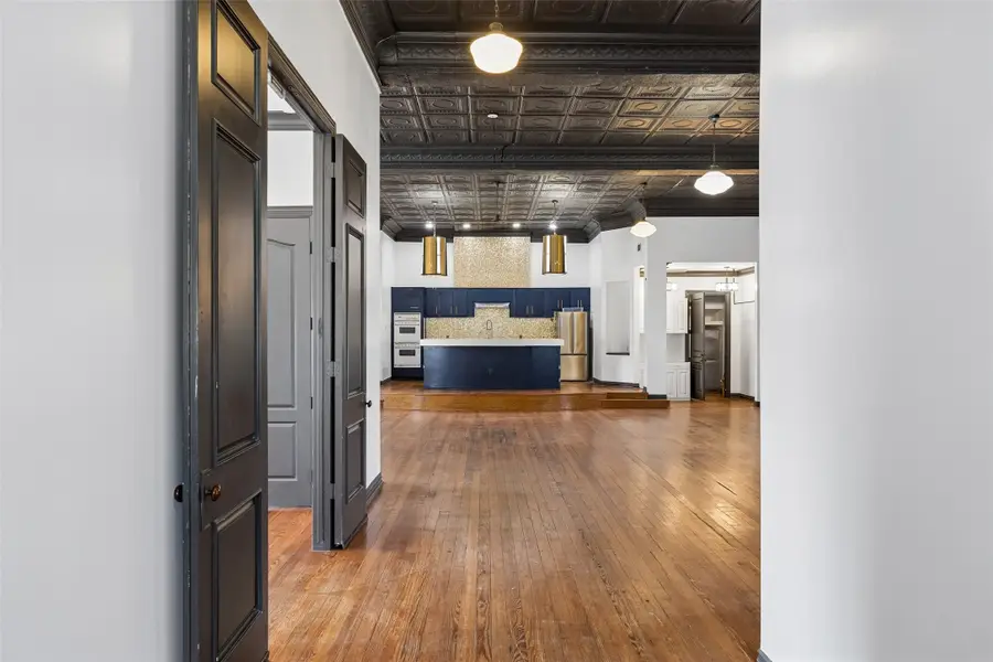 2602 Kings, Dallas, TX 75219 - #2