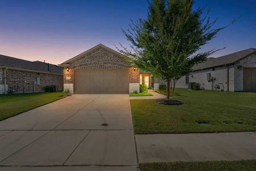 1104 Rough Hollow Drive, McKinney, TX 75071 - #2