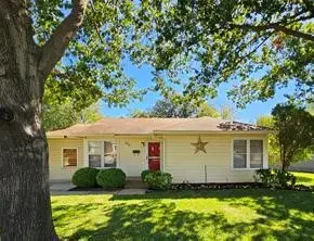615 W Nash Street, Grapevine, TX 76051