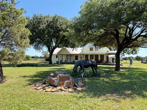 330 S Goode Road, Wilmer, TX 75172