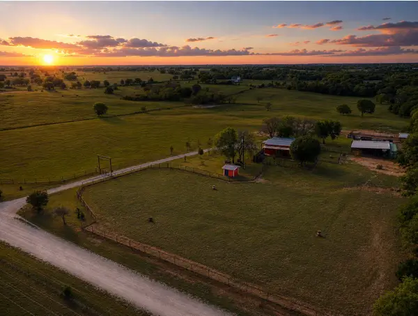 1406 North Johnson Loop, Montague, TX 76251