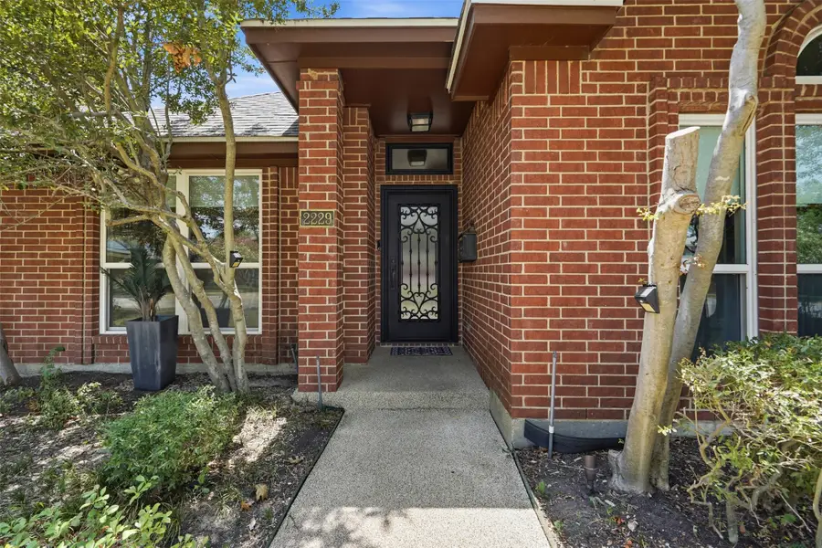 2229 Weatherbee Street, Fort Worth, TX 76110 - #2