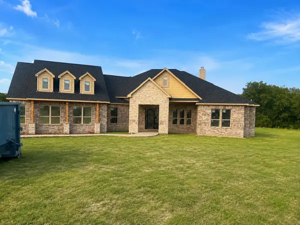69 Luther Lane, Sherman, TX 75090