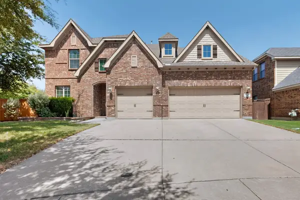 12701 Homestretch Drive, Fort Worth, TX 76244