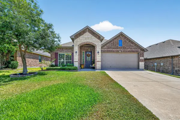 220 Carson Drive, Waxahachie, TX 75167
