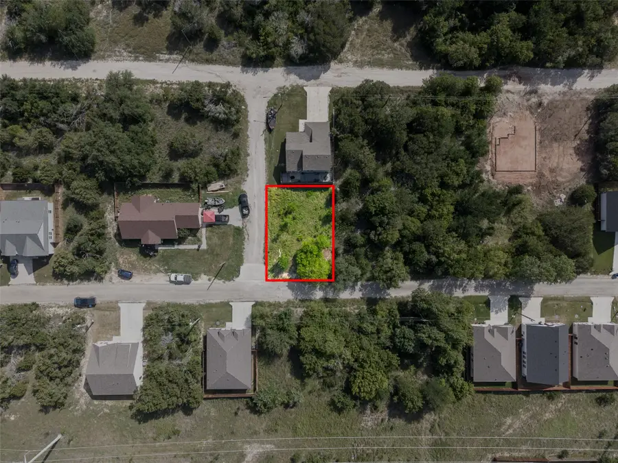 5836 Black Pine Circle, Granbury, TX 76048 - #2