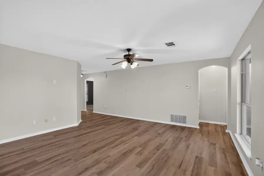 419 Murphy Road, Burleson, TX 76028 - #3