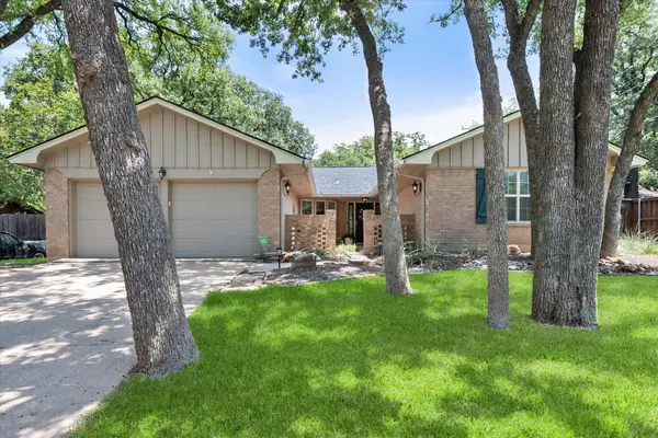 3603 Yorkshire Drive, Arlington, TX 76013