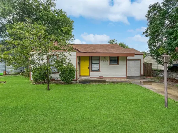 4929 Donnelly Avenue, Fort Worth, TX 76107