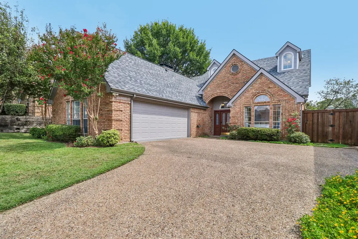 200 Sherwood Court, Irving, TX 75061 - #1
