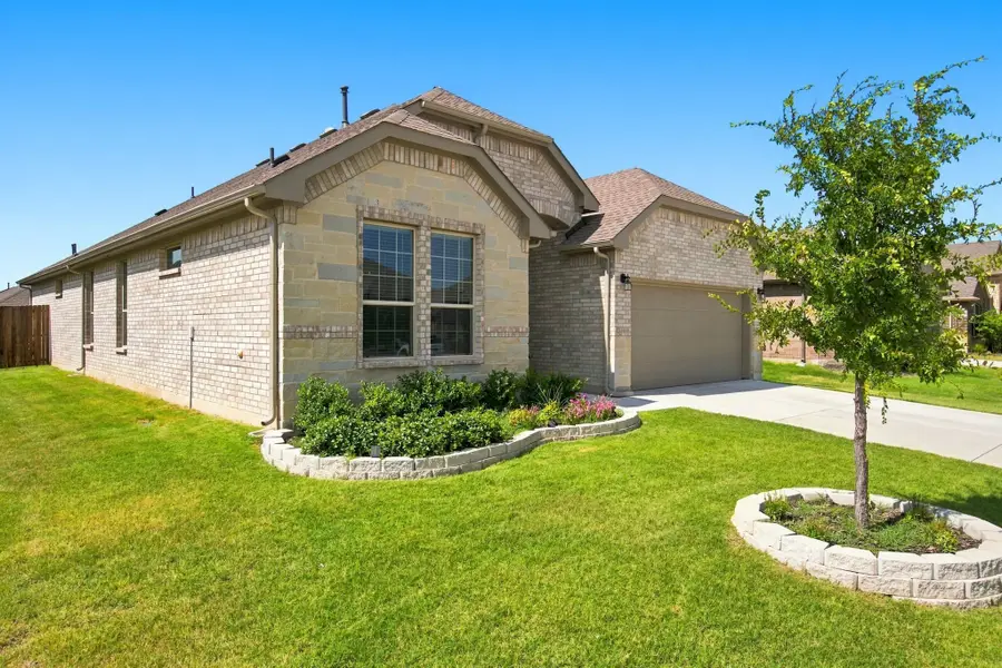 5236 Meadow Lane, Krum, TX 76249 - #2