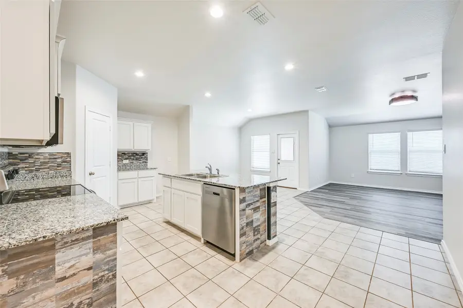 256 Olympia Marble Drive, Fort Worth, TX 76131 - #3