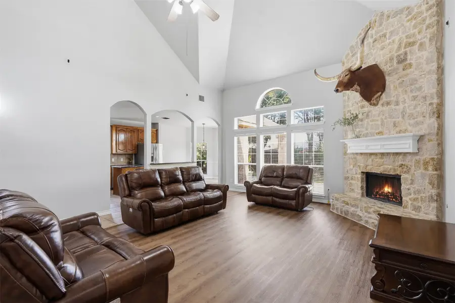 424 High Desert Drive, Fort Worth, TX 76131 - #3