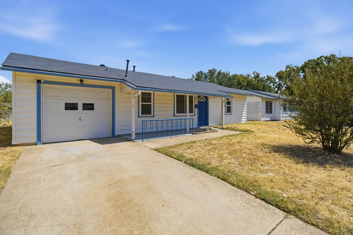 804 Aransas Drive, Euless, TX 76039 - #1