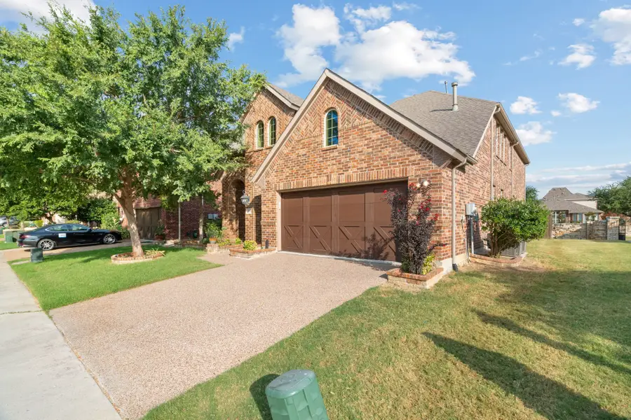 2800 Cole Castle Drive, Lewisville, TX 75056 - #2