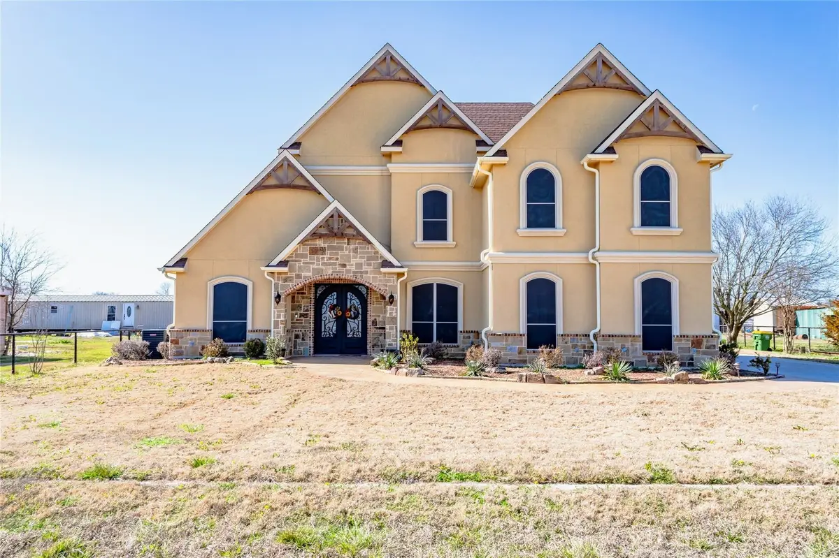 8900 Holly Road, Alvarado, TX 76009 - #1