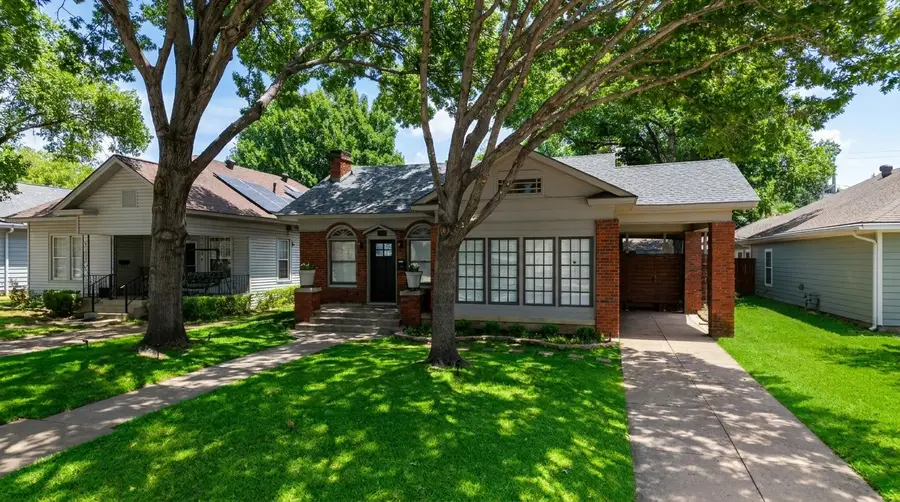 826 Cedar Hill Avenue, Dallas, TX 75208 - #2