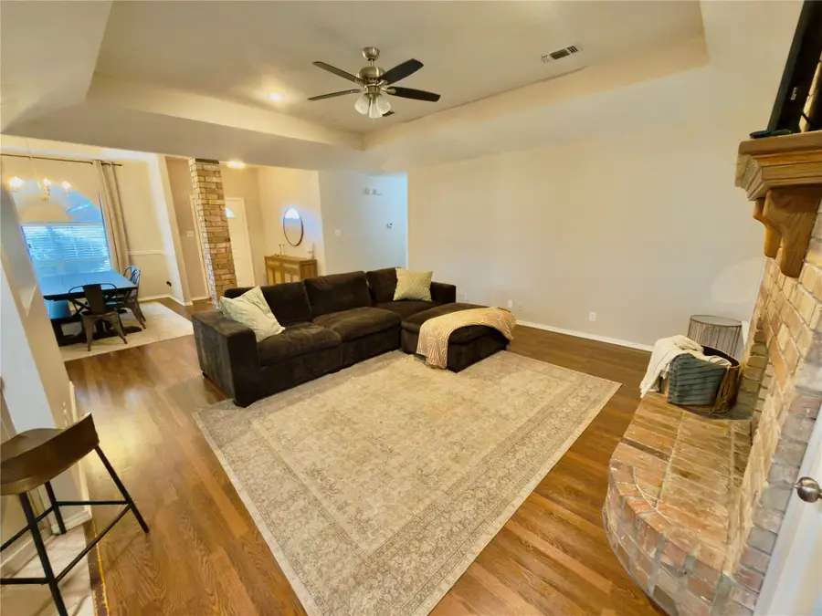 3910 Castlegate Drive, Paris, TX 75462 - #2