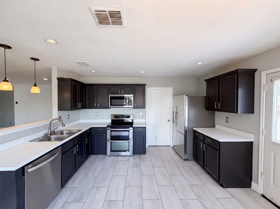 5244 New Castleton Lane, Fort Worth, TX 76135 - #2