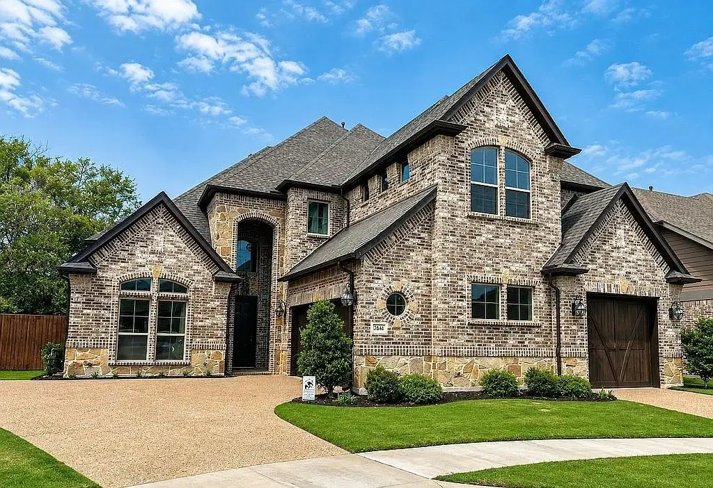 2828 Stadium View Drive, Fort Worth, TX 76118 - #1